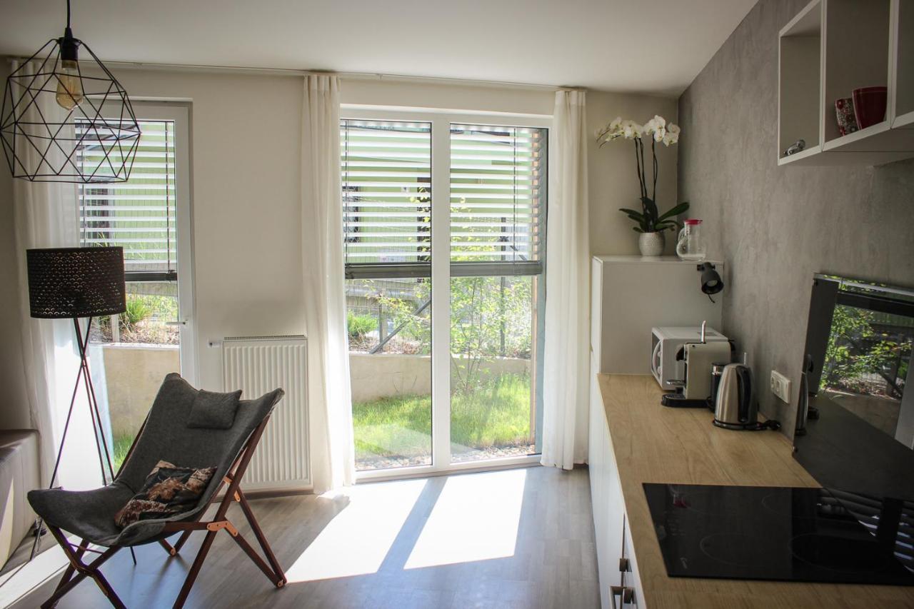 Jezerni Apartman S Terasou A Saunou V Lakepark Residence Doksy  Buitenkant foto