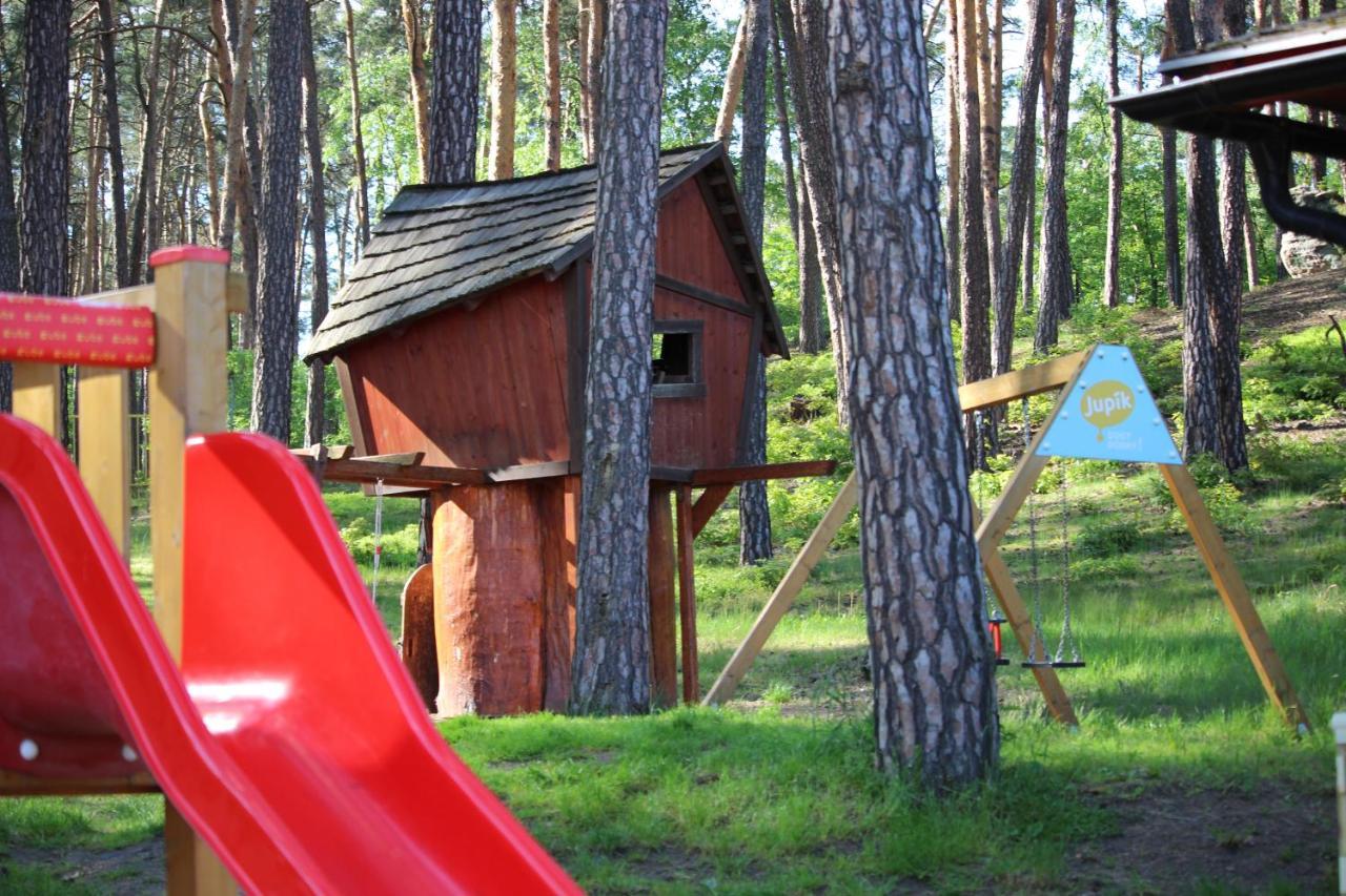 Jezerni Apartman S Terasou A Saunou V Lakepark Residence Doksy  Buitenkant foto