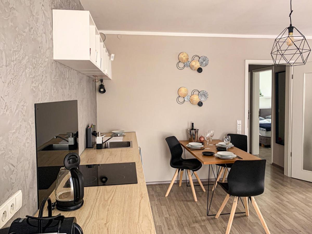 Jezerni Apartman S Terasou A Saunou V Lakepark Residence Doksy  Buitenkant foto
