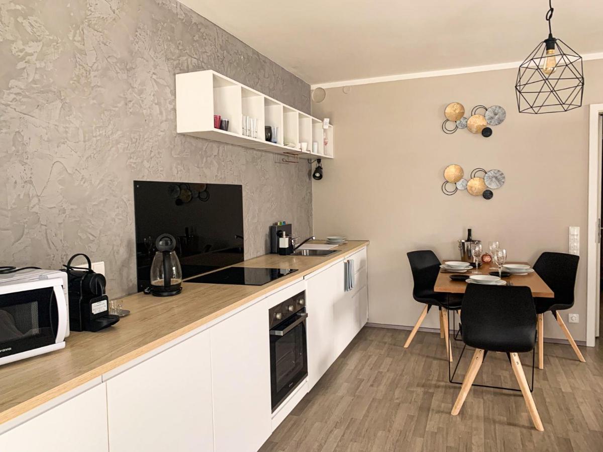 Jezerni Apartman S Terasou A Saunou V Lakepark Residence Doksy  Buitenkant foto